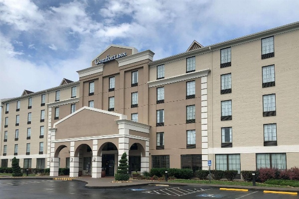Comfort Inn Oak Ridge image 1