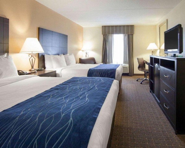 Comfort Inn Oak Ridge image 6